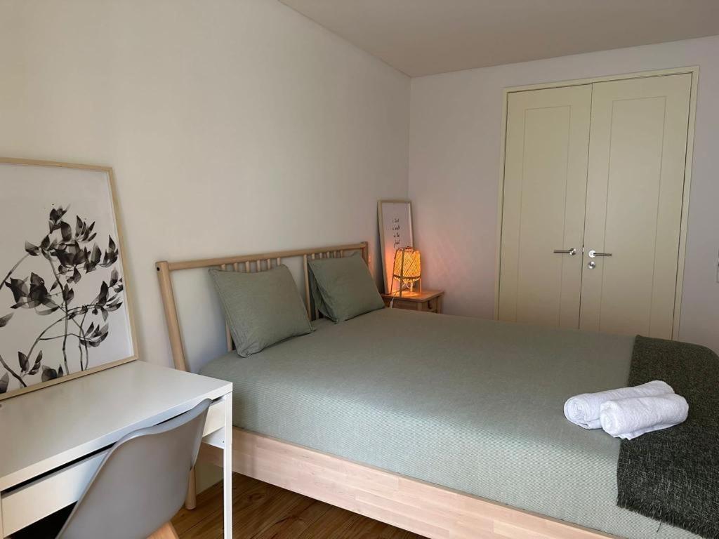 Habitación en casa particular Bedroom In Shared House In Chiado - Historic Center Of Lisboa