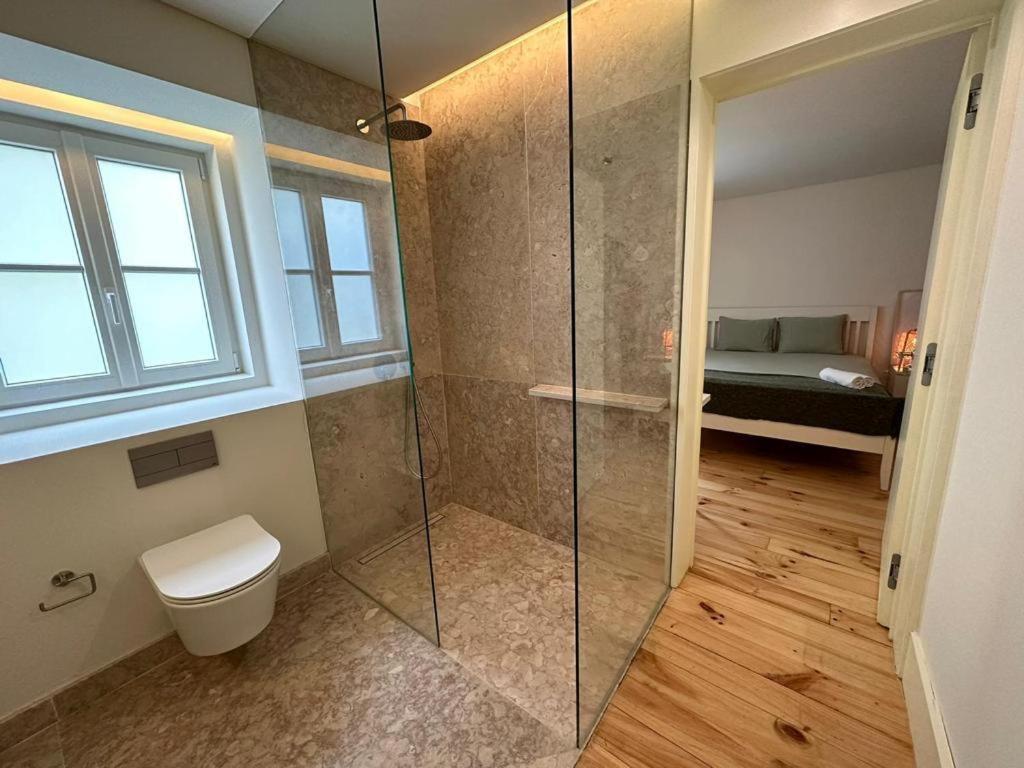 Bedroom In Shared House In Chiado - Historic Center Of Habitación en casa particular *